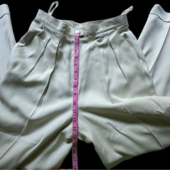 Vintage Crepe Silk Ecru Blazer and Pants suit - Jones New York - Picture 12 of 16